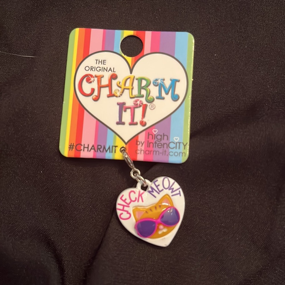 2/$5 🎈30 available-Charm it”  “”Check Meowt”” charms NWT 🐱 great party favor